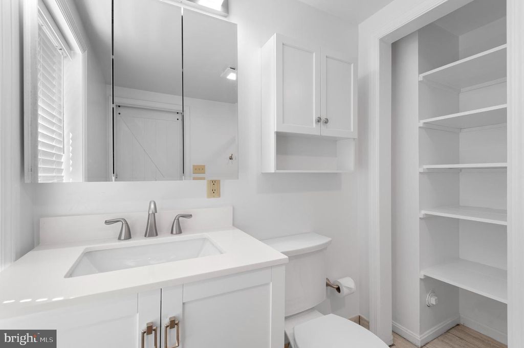 Image 17 of property listing at 620 S BETHEL ST, Baltimore, MD 21231