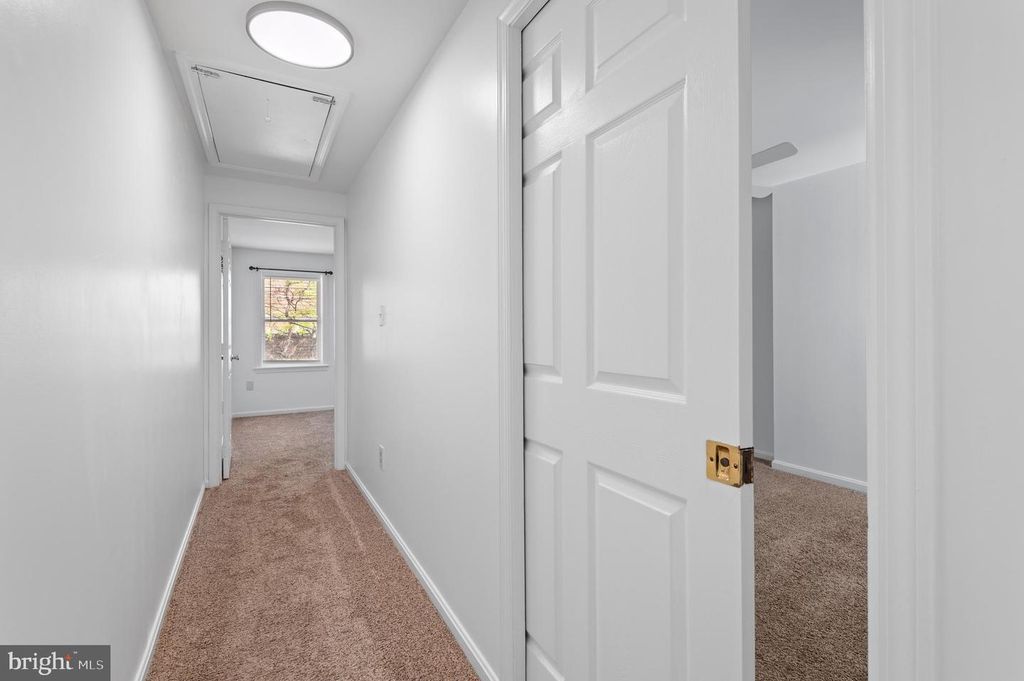 Image 18 of property listing at 620 S BETHEL ST, Baltimore, MD 21231