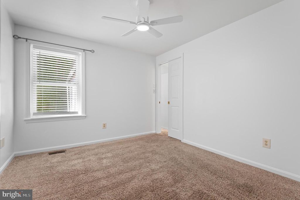 Image 24 of property listing at 620 S BETHEL ST, Baltimore, MD 21231