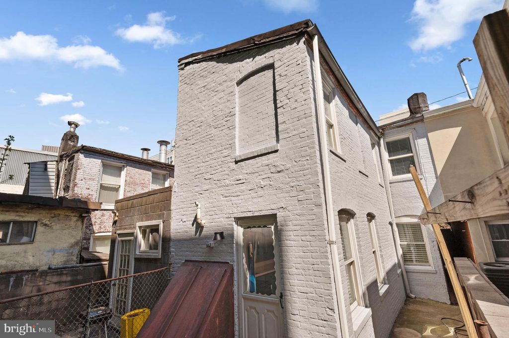 Image 26 of property listing at 620 S BETHEL ST, Baltimore, MD 21231