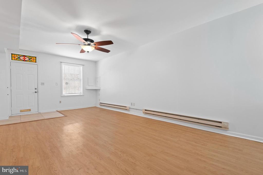 Image 6 of property listing at 620 S BETHEL ST, Baltimore, MD 21231