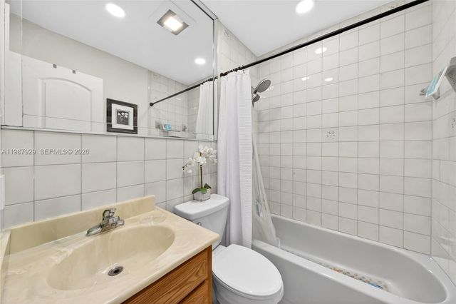 14446 SW 96th Ter, Miami, FL 33186