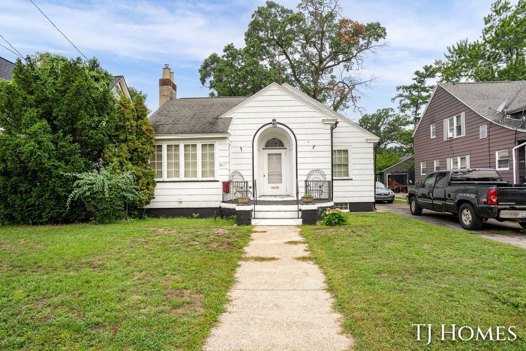 1587 Peck Street, Muskegon City, MI 49441