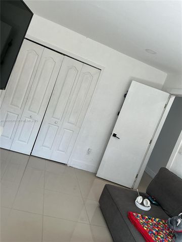 9700 SW 189th St, Cutler Bay, FL 33157