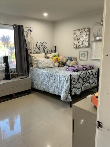 9700 SW 189th St, Cutler Bay, FL 33157