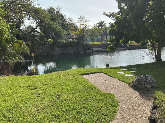 9700 SW 189th St, Cutler Bay, FL 33157