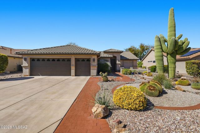 1257 N Sun Catcher Way, Green Valley, AZ 85614