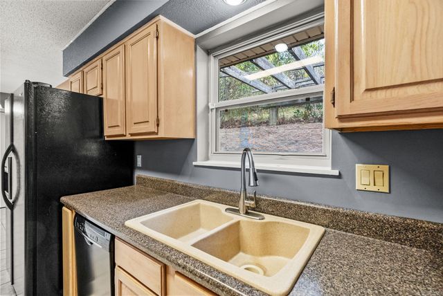 4700 Edgemere Street, North Little Rock, AR 72116