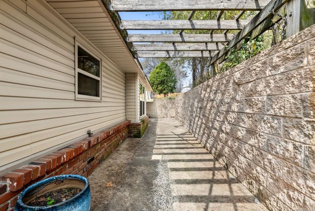 4700 Edgemere Street, North Little Rock, AR 72116