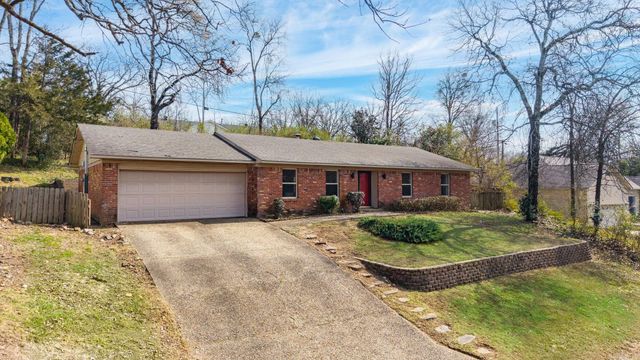 4700 Edgemere Street, North Little Rock, AR 72116