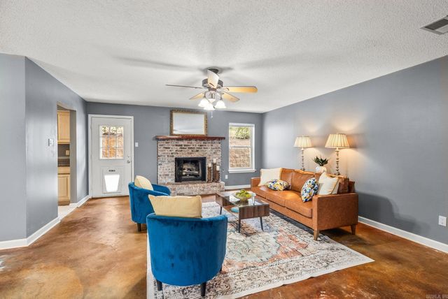 4700 Edgemere Street, North Little Rock, AR 72116