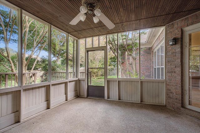 1665 RIVERDALE RD, Germantown, TN 38138