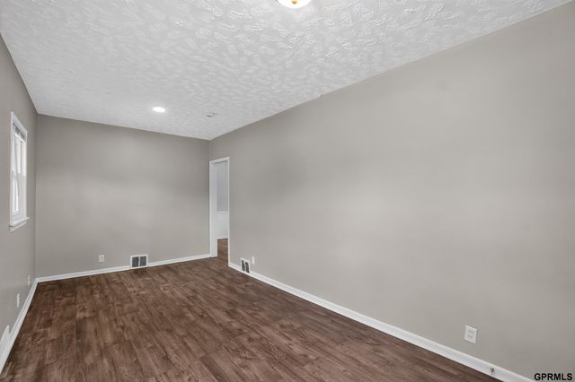 4636 Larimore Avenue, Omaha, NE 68104