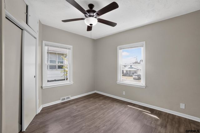 4636 Larimore Avenue, Omaha, NE 68104