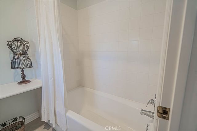 33202 Drill Road, Agua Dulce, CA 91390