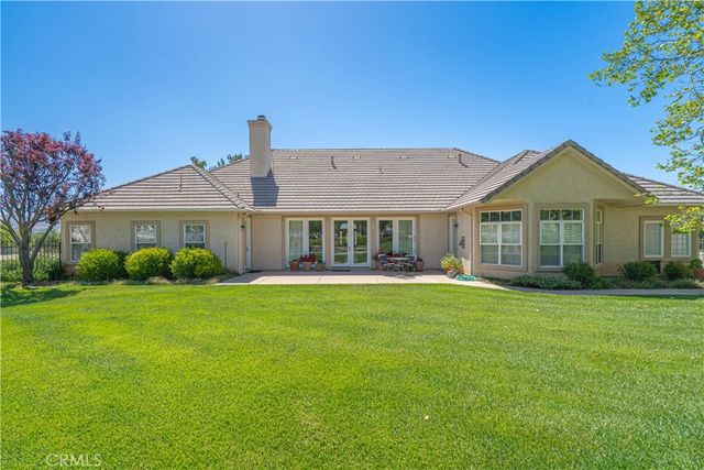 33202 Drill Road, Agua Dulce, CA 91390