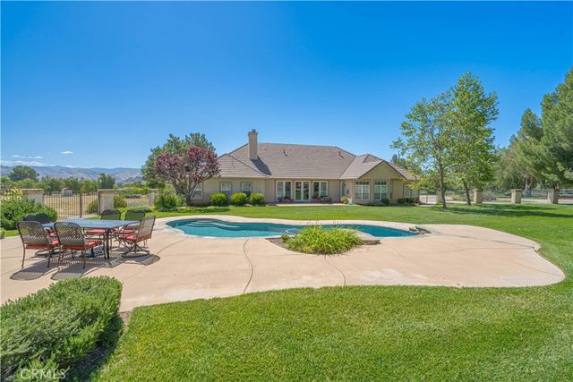 33202 Drill Road, Agua Dulce, CA 91390