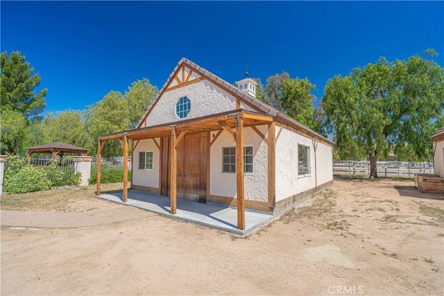 33202 Drill Road, Agua Dulce, CA 91390