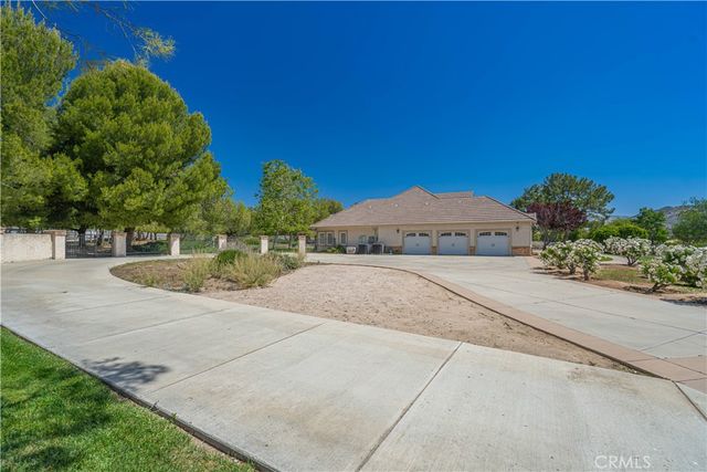 33202 Drill Road, Agua Dulce, CA 91390