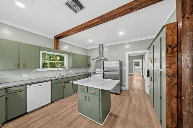 1203 KING AVENUE, Lakeland, FL 33803