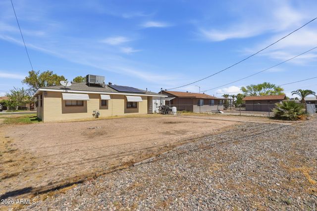 11205 W MISSOURI Avenue, Youngtown, AZ 85363
