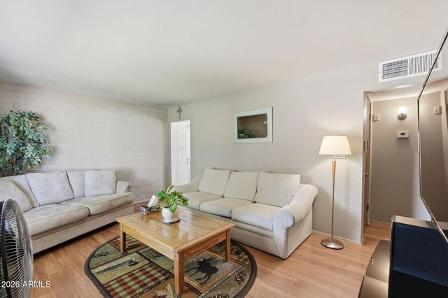 11205 W MISSOURI Avenue, Youngtown, AZ 85363