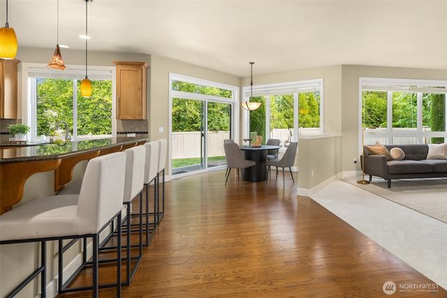 27520 SE 31st Place, Sammamish, WA 98075