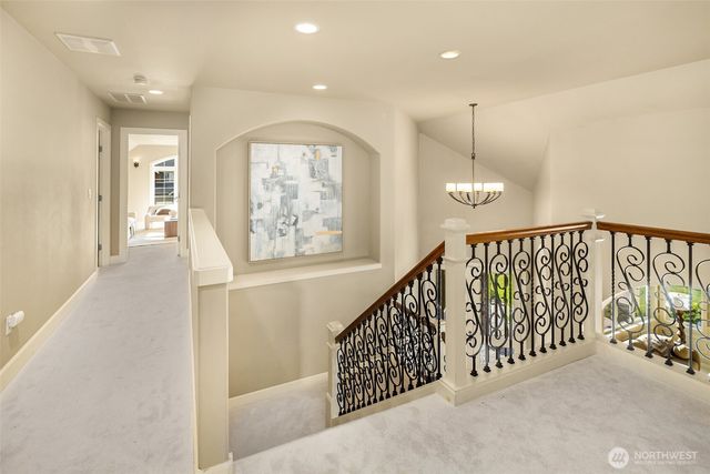 27520 SE 31st Place, Sammamish, WA 98075
