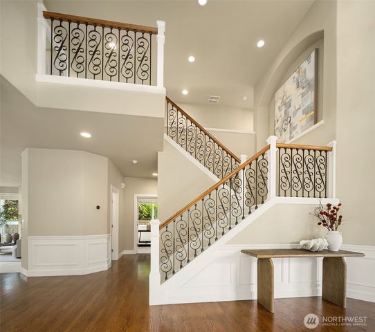 27520 SE 31st Place, Sammamish, WA 98075