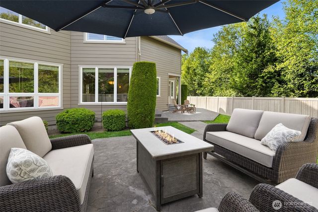 27520 SE 31st Place, Sammamish, WA 98075