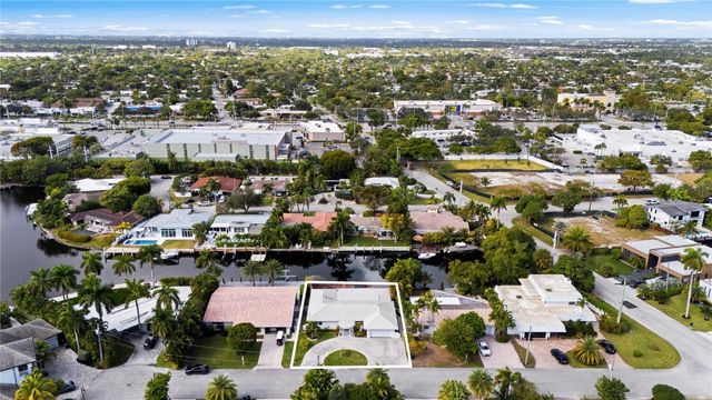 1735 NE 23rd Avenue, Fort Lauderdale, FL 33305