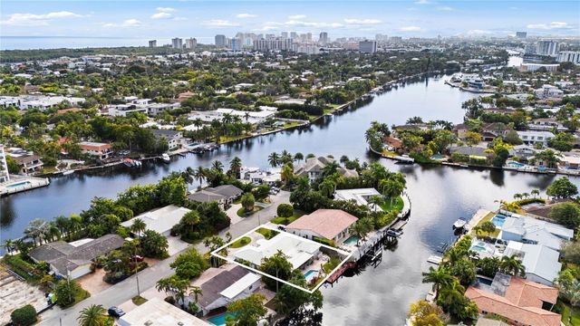 1735 NE 23rd Avenue, Fort Lauderdale, FL 33305