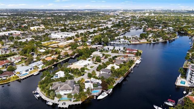 1735 NE 23rd Avenue, Fort Lauderdale, FL 33305