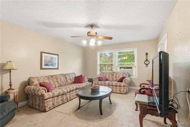 12807 Northside, Northport, AL 35475