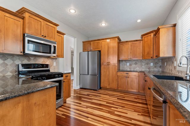 675 W Pickford St, Meridian, ID 83646