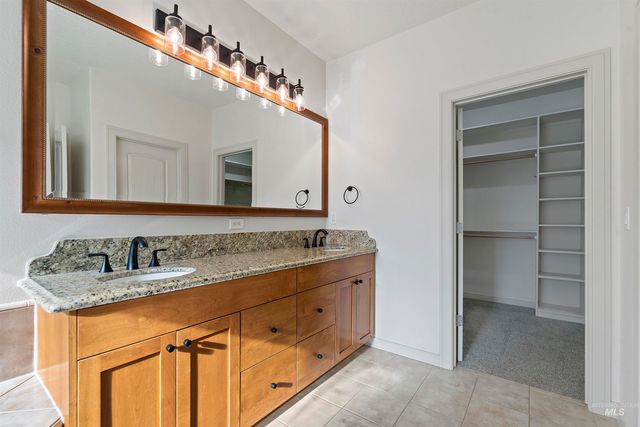 675 W Pickford St, Meridian, ID 83646