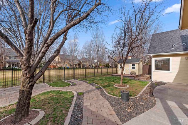 675 W Pickford St, Meridian, ID 83646