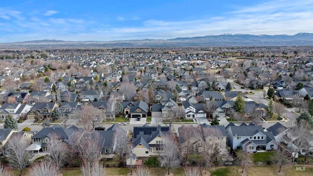 675 W Pickford St, Meridian, ID 83646