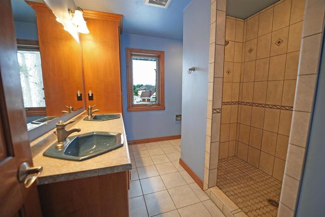 3351 WILD BRIM COURT, Green Bay, WI 54313