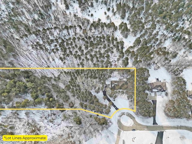 3351 WILD BRIM COURT, Green Bay, WI 54313