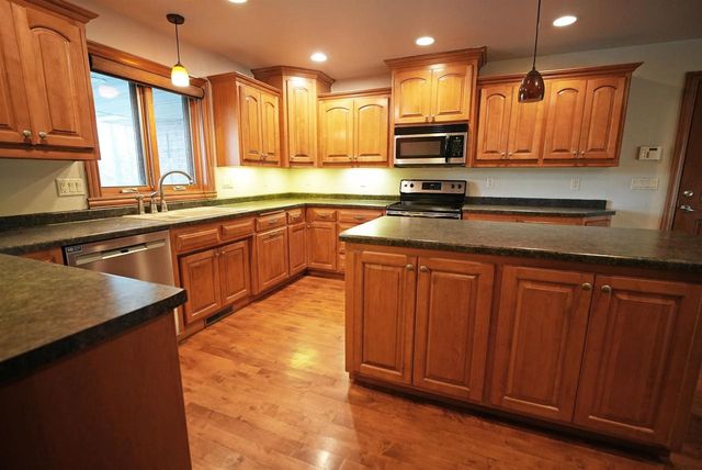 3351 WILD BRIM COURT, Green Bay, WI 54313