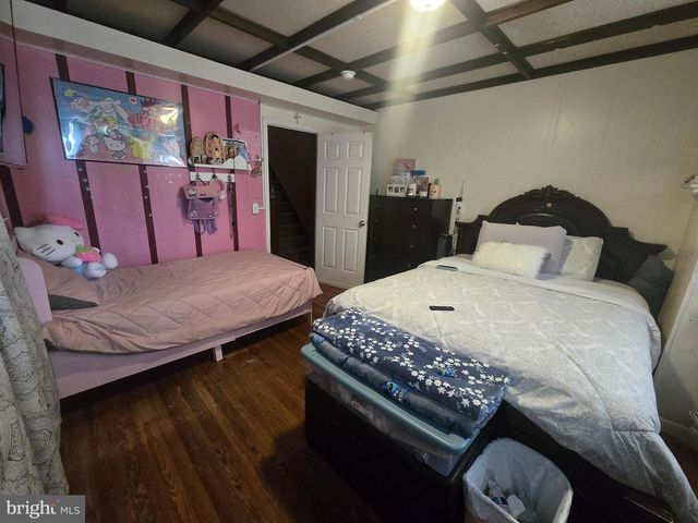 931 W MARSHALL ST, Norristown, PA 19401