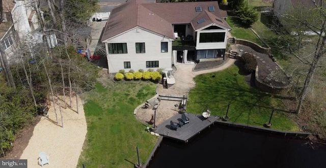 6 BROOKSIDE DR, Medford, NJ 08055