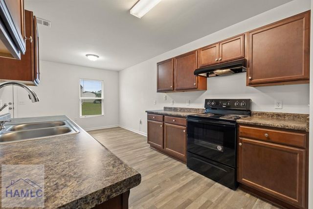 225 Rendell Lane, Hinesville, GA 31313