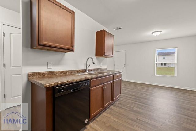 225 Rendell Lane, Hinesville, GA 31313