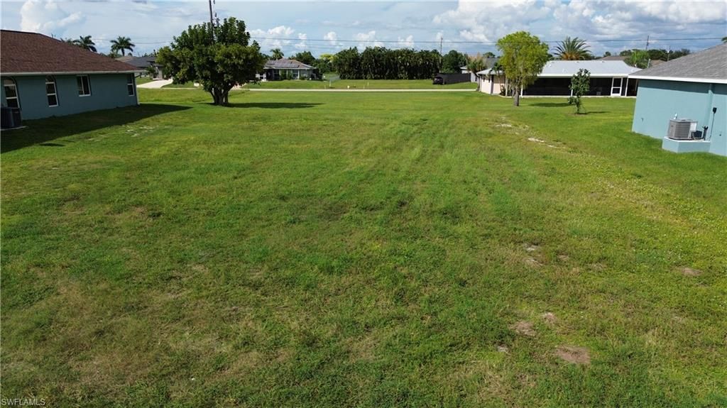 Image 15 of property listing at 2045 24th TER, Cape Coral, FL 33909