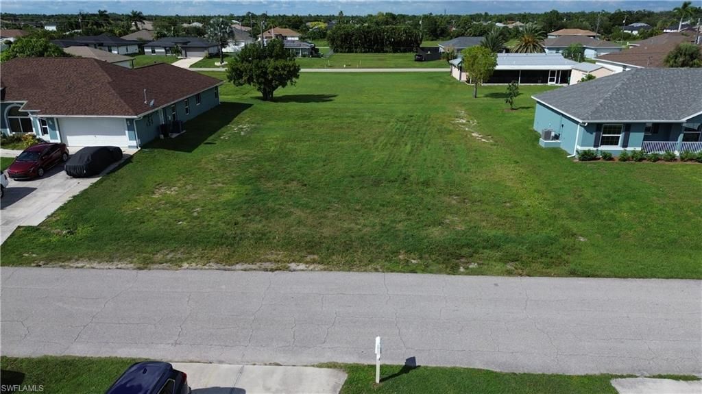 Image 18 of property listing at 2045 24th TER, Cape Coral, FL 33909