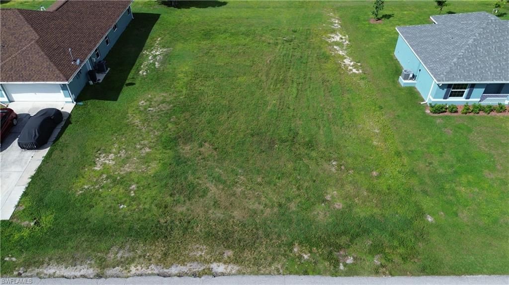 Image 3 of property listing at 2045 24th TER, Cape Coral, FL 33909