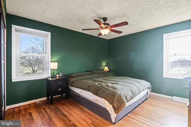 601 SHERRY DR, Sykesville, MD 21784