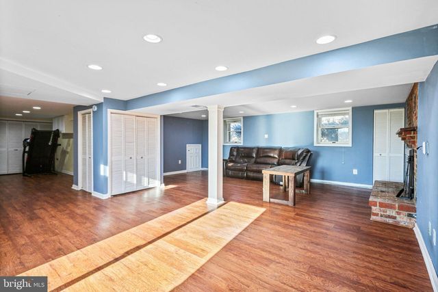 601 SHERRY DR, Sykesville, MD 21784